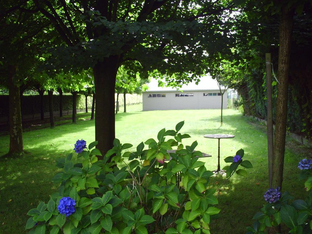 Apartment Capitalcondos Ninove Ruang foto